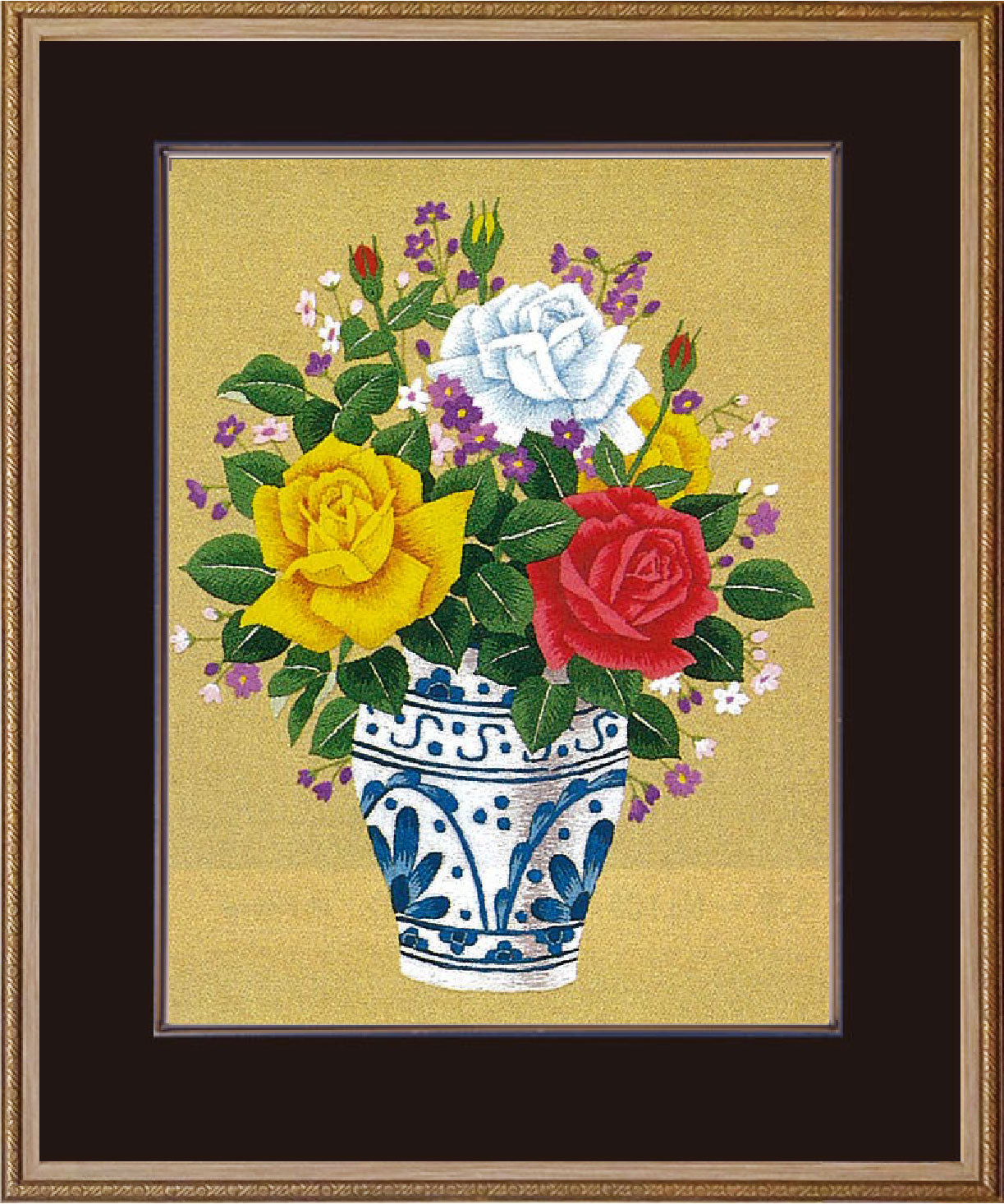 No.454 Vase and Roses